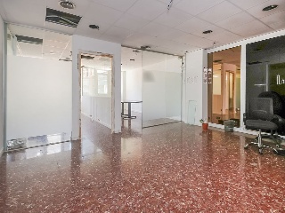 Local en C/ Mallorca, Barcelona 4