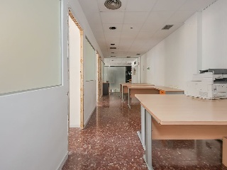 Local en C/ Mallorca, Barcelona 16