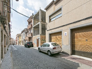 Vivienda en construcción detenida en C/ Sant Gaieta - Rubí - 28
