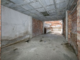 Vivienda en construcción detenida en C/ Sant Gaieta - Rubí - 32
