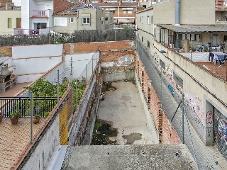 Vivienda en construcción detenida en C/ Sant Gaieta - Rubí - 44