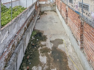 Vivienda en construcción detenida en C/ Sant Gaieta - Rubí - 49