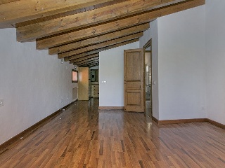 chalet independiente situado en Torre de Claramunt 32