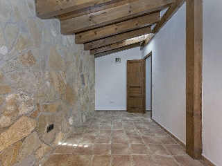 chalet independiente situado en Torre de Claramunt 43