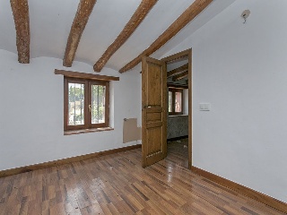 chalet independiente situado en Torre de Claramunt 44