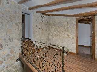 chalet independiente situado en Torre de Claramunt 51