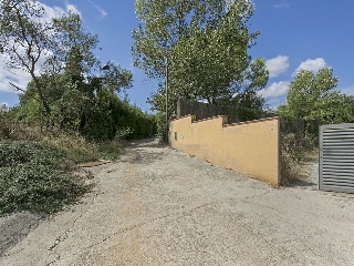 chalet independiente situado en Torre de Claramunt 65