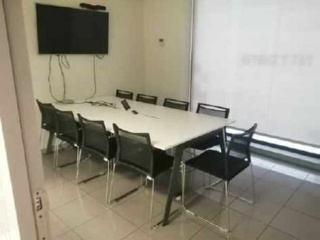 Locales y garajes en C/ de Toledo 5