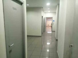 Locales y garajes en C/ de Toledo 6