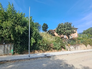 Suelo urbanizable en C/ de la Vinya 12