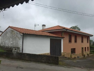 Otros en venta en Regueras de 201  m²