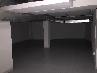 Local en C/ Calderón de la Barca, Barcelona 6
