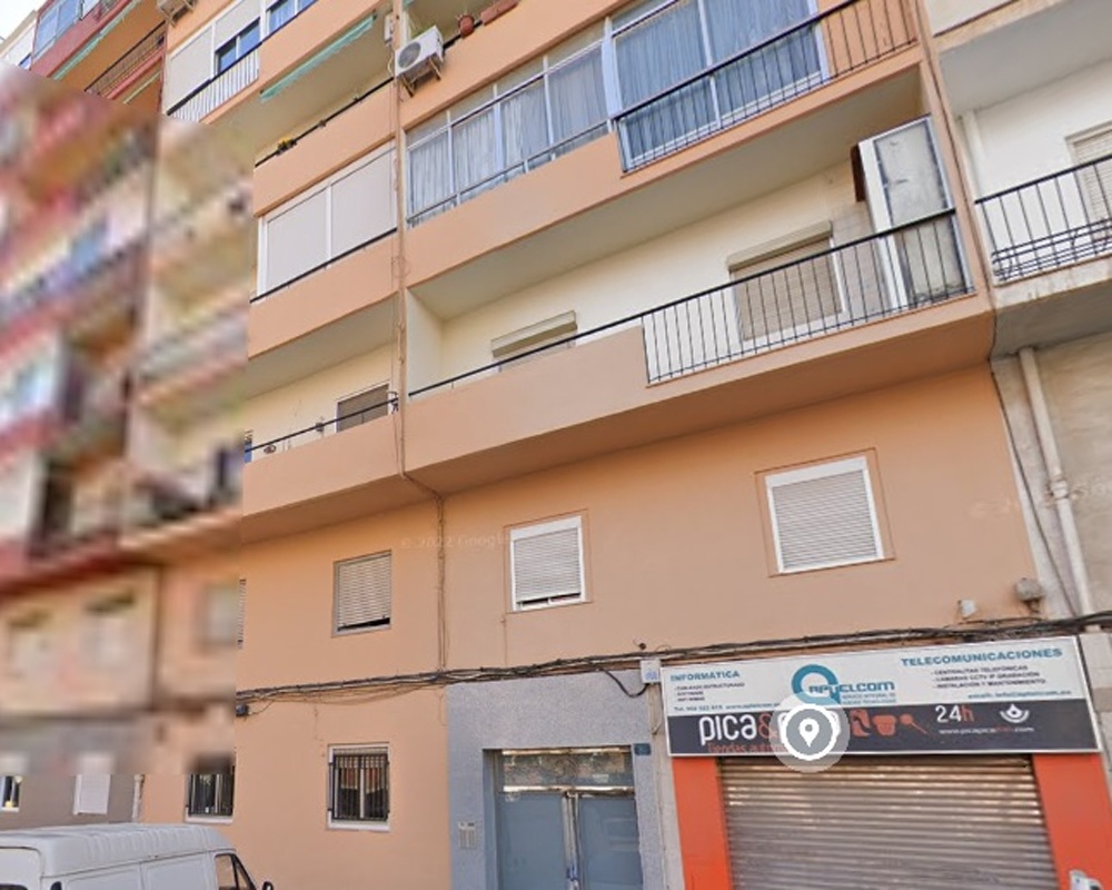 Local en C/ Fiscal Miguel Gutiérrez Carbonell, Alicante