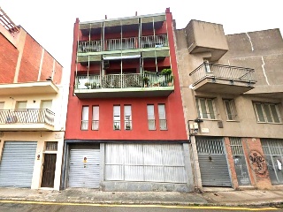 Piso en venta en Figueres de 97  m²