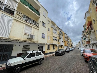 Piso en venta en Lora Del Río de 52  m²