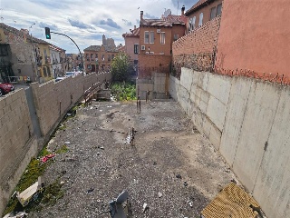 Constitucion (De La) 13