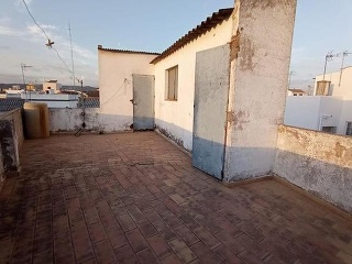 Calle Huelva 16