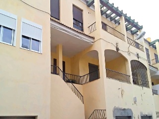 Calle Enrique Ruiz Cabello 3
