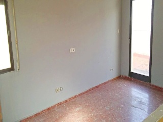 Calle Enrique Ruiz Cabello 8