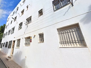 Piso en venta en Almería de 71  m²