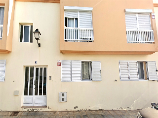 Piso en venta en Arrecife de 83  m²