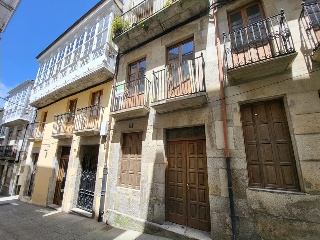 Piso en venta en Viveiro de 137  m²