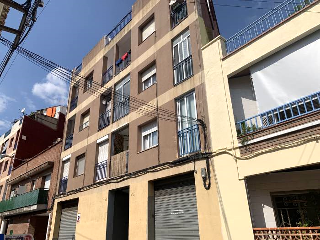 Piso en venta en Rubí de 61  m²