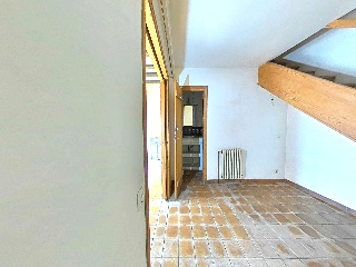 La Plaza 11