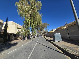 Del Cementerio 3