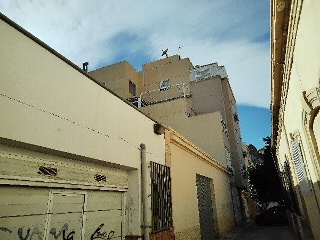 Piso en venta en Almería de 79  m²