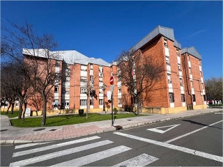 Piso en venta en Oviedo de 104  m²
