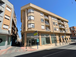 M Puig Valera 8