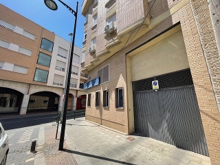 M Puig Valera 12