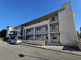 Pisos banco Riells i Viabrea