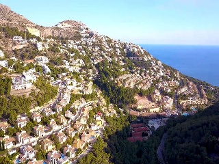 SUIZA, PARCELA AH 18