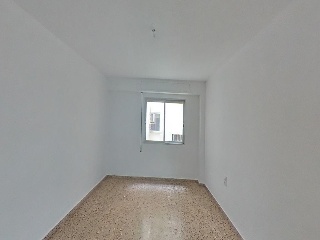 Piso en C/ Poeta Llorente - Gandía - Valencia 10