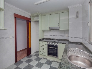 Piso en C/ Poeta Llorente - Gandía - Valencia 30
