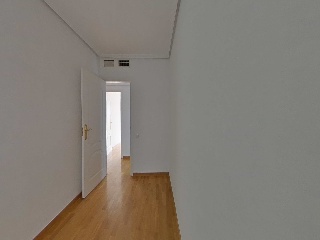 Piso en Av de Ramón y Cajal - Alicante - 23
