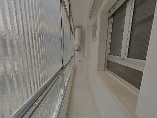 Piso en Av de Ramón y Cajal - Alicante - 36