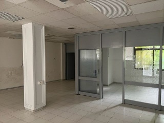 Local en C/ Ramón y Cajal, Huelma (Jaén) 5