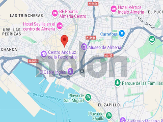 Piso en venta en Almeria de 144  m²
