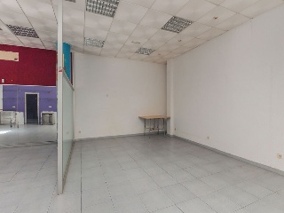 Local en C/ Roquetes 7