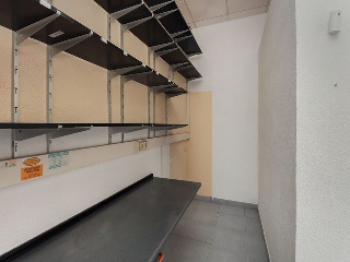 Local en C/ Roquetes 12