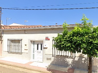 Unifamiliar en venta en Albuera de 84  m²