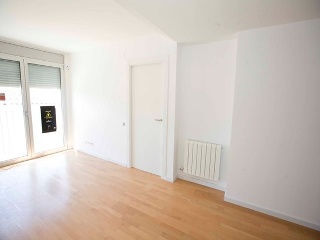 Piso con garaje en C/ Sant Ignasi - Igualada - Barcelona 3