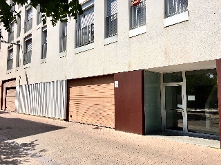 Piso con garaje en C/ Sant Ignasi - Igualada - Barcelona 13