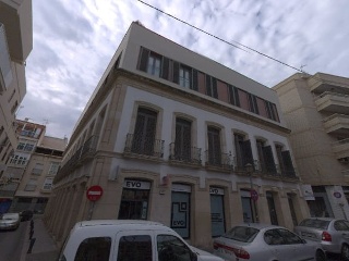 Piso en venta en Almería de 137  m²