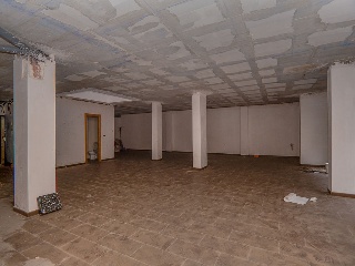 Local comercial en Av Construcción 17