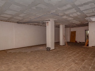 Local comercial en Av Construcción 20