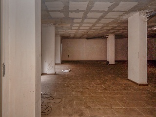 Local comercial en Av Construcción 24